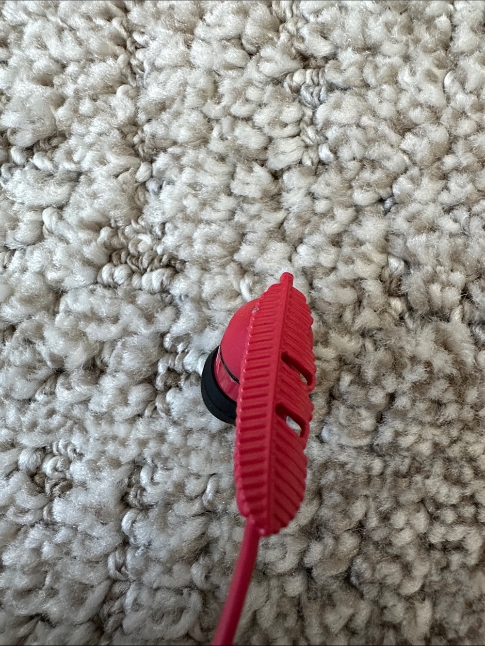 Coach wired Earbuds - Picture 3 of 10